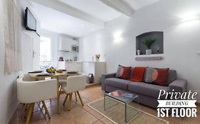 Private Building, 4 Apts, Unique At Nice- Old Town